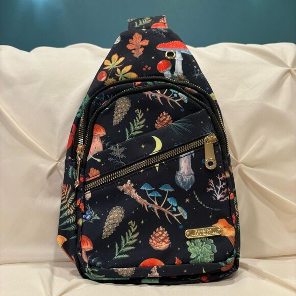 Unisex Mushroom Chest Sling Bag Travel Shoulder Daypack & Zippered Pouch NWT - Picture 2 of 10